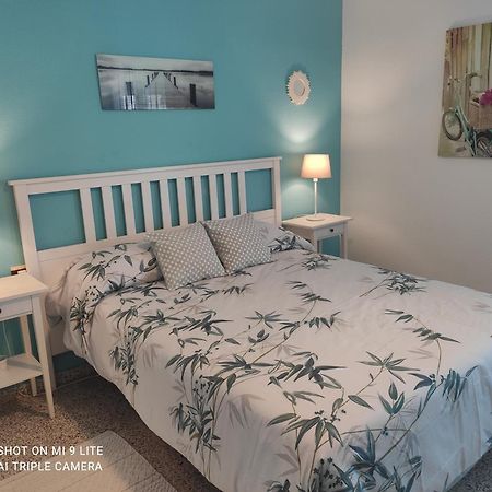 Coqueto apartamento con vista al mar Castillo Bajo Esterno foto